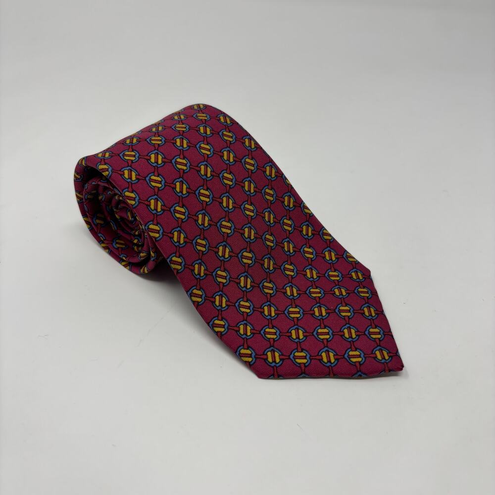 Hermes Paris Dark Pink Chain Link Pattern Made In France 55"x3" Silk Tie 7059TA